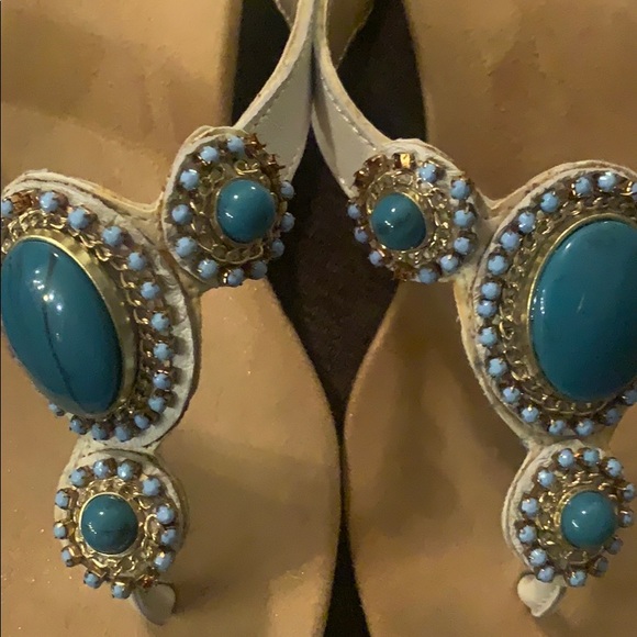 Turquoise with gold embellishment, 1-3/4” wedge. - Picture 4 of 4